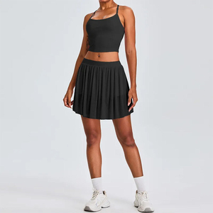 Ensemble de tennis pour femme : Haut court dos nageur, jupe-short plissée, coussinets de poitrine amovibles. Vêtements de sport. OEM ODM Logo personnalisé Vente en gros. - Product Image 5