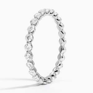 Bague éternité en or jaune avec diamants ronds taille brillant sertis pavé, bijoux de mariage classiques pour femmes - Product Image 4