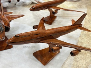 Modelo a Escala de Madera del Boeing 747, Kit de Construcción de Madera a Tamaño Real de Fábrica en Vietnam/Avión de Madera B747 a Escala, Hecho de Madera Sólida en Vietnam - Product Image 5