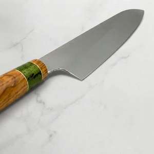 Couteau de Chef Japonais Traditionnel Haut de Gamme, Lame Satinée Anti-Taches Personnalisée, Manche en Bois d'Olivier de Luxe, pour Légumes - Product Image 5