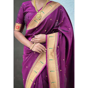 ผ้าไหมมาลาลักมี ปาธานี ซารี สีไวน์  งานทอแบบซารี  แบรนด์อีลิท วีฟส์  สำหรับสวมใส่ในงานพิธีแบบอินเดียและปากีสถาน - Product Image 2