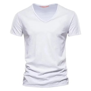 Vente en gros d'usine, t-shirts pour hommes personnalisés, nouveau design, coupe classique, col en V, respirant, séchage rapide, 100% coton, fibre de bambou, toile 240g - Product Image 5