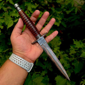 Nuevo Cuchillo de Caza Medieval de Acero de Damasco de Cobre de Doble Línea Forjado a Mano de Alta Dureza con Patrón de Gota de Lluvia, Hoja de 7 Pulgadas, Ambidiestro - Product Image 1