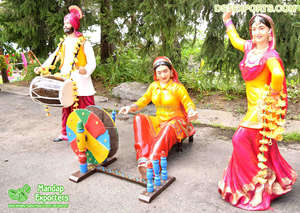 Statue culturelle Punjabi Bhangra pour mariage entrée de mariage Punjabi Statues Bhangra entrée de mariage multicolore Statue Punjabi - Product Image 5