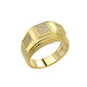 Bague géométrique de créateur en argent sterling 925 avec diamant moissanite et design scintillant multi-panneaux pour revendeurs de bijoux - Product Image 1