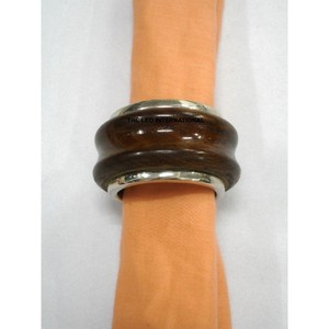 Anillo para Servilletas de Lujo con Acabado Pulido y Artesanía Detallada para Experiencias Gastronómicas Finas y Decoración Elegante de Mesa de Restaurante - Product Image 4
