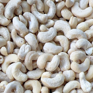 เม็ดมะม่วงหิมพานต์แบบออร์แกนิกผลิตจาก W240 W180จากซานติโก้ - Product Image 1