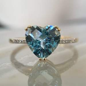 Bague de mariage tendance en argent sterling S925 avec pierre précieuse aigue-marine, zircon taille fleur de glace et diamant taille cœur à motif géométrique - Product Image 1