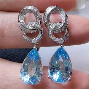 Pendientes Colgantes de Aguamarina Santa María en Oro Blanco de 18K Hechos a Mano, Joyería Fina de Lujo, Regalo Elegante y Brillante para Mujer - Product Image 2