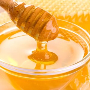 Miel Cruda Premium, Miel Pura Natural y Orgánica para Suministro de Alimentos y Bebidas al por Menor - Product Image 4