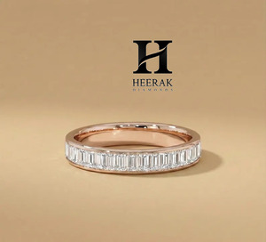 แหวนแต่งงานเพชรทรงบาแกตต์ทองคำ 14K หรูหรา ประดับเพชรแล็บโกรว์แบบช่องสำหรับผู้หญิง ขายส่งเครื่องประดับ - Product Image 2