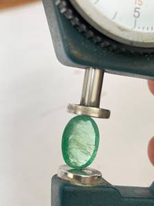 Lote de Esmeraldas Verdes Mixtas, Gemas Sueltas Facetadas, Formas Variadas, Piedras para Joyería - Product Image 3