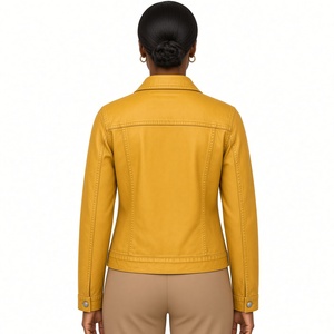 Chaqueta de Mezclilla Roja para Mujer PDK con Elegante Bordado en el Pecho, Cierre de Botones, Cuello Clásico y Corte Ajustado Informal - Product Image 2