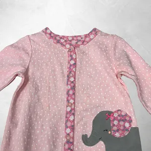 Combinaison-pyjama en coton rose pour bébé fille avec imprimé éléphant - Combinaison à manches longues avec boutons-pression 0-12 mois - Product Image 4