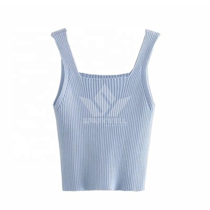 Débardeur court blanc à col carré pour femme, en tricot de spandex et polyester respirant, couleur unie, avec logo frontal - Product Image 5