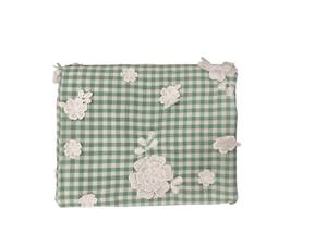 ผ้าฝ้ายลายตารางสีเขียวขาวคุณภาพพรีเมียม ระบายอากาศได้ดี น้ำหนักเบา ทอแบบ 3 มิติ ประดับด้วยลายดอกไม้ปัก - Product Image 4