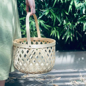 Panier en bambou pour les détaillants et les distributeurs, offrant une solution pratique de rangement et de présentation pour les magasins - Product Image 1