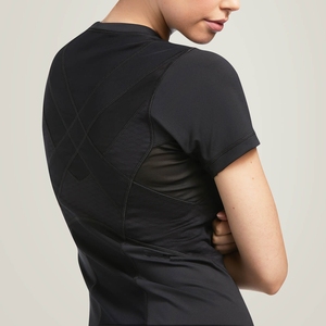 Chemise de compétition équestre de haute qualité, extensible dans 4 directions, en tissu technique doux au toucher, idéale pour la compétition et les spectacles. - Product Image 3