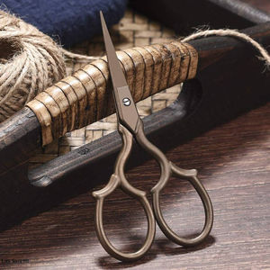 Tijeras Profesionales para Manicura, Diseño Curvo Simple, Cuadradas, Afiladas, de Acero Inoxidable, Cortaúñas, Precio Razonable - Product Image 2