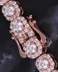 Collar de Cadena Cubana de Plata 925 con Baño de Rodio y Moissanita Redonda de Corte Brillante de 9mm, Certificado, para Regalo Unisex - Product Image 3