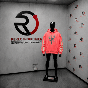 Sudadera con Capucha Gótica Rosa Coral con Diseño de Cruz con Tachuelas y Mangas Adornadas con Pedrería, Sudadera Unisex Estilo Urbano Informal - Product Image 3
