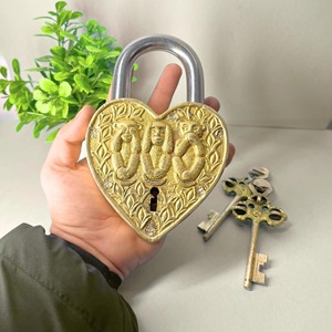 Metal <b>Padlock</b> Steel Three Wise Monkeys Heart Shaped Lock Duty Lock Rust Resistance Perfect <b>Padlock</b> Affordable <b>Padlock</b> Unique - Product Image 4