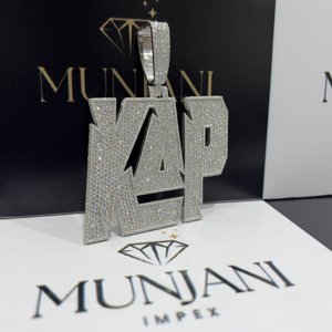 Pendentifs et breloques de luxe en moissanite VVS plaqué or et argent, certifiés IGI, forme lettre personnalisée style Hip Hop, micro-incrustation, unisexe - Product Image 2