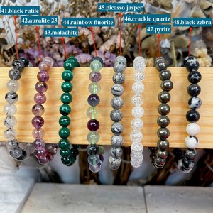 สร้อยข้อมือลูกปัดพลอยทรงกลมทำมือ - Product Image 3