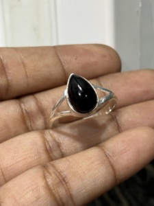Bague Classique en Onyx Noir Original, Plaqué Argent, Laiton Vintage, Forme Poire, Petite Pierre, pour Femme, Idéale pour Mariage et Soirée - Product Image 4