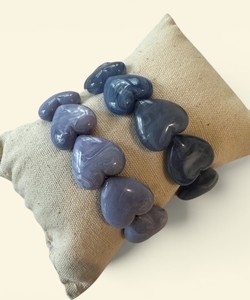 Bracelet en résine en forme de cœur, élastique, couleur unie, perles tridimensionnelles, bijoux pour femmes, cadeau, artisanat en résine - Product Image 3