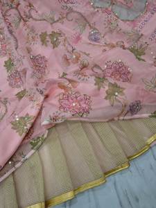 Lehenga de seda elegante inspirado en Bollywood, listo para usar, con trabajo de espejos realizados a mano y cancan pesado / Conjunto de moda en oferta - Product Image 6