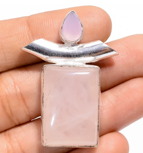Pendentif artisanal en laiton avec pierre d'agate naturelle taillée ovale |   Bijoux unisexes plaqués argent de style bohème certifiés IGI - Product Image 1