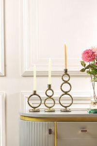 Portavelas de aluminio hecho a mano, candelabro de metal personalizado con chimenea de vidrio para decoración del hogar y eventos, centro de mesa para bodas - Product Image 2