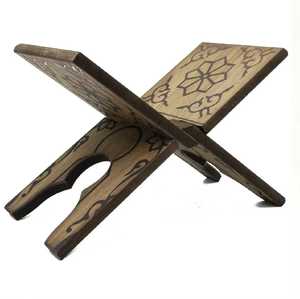 Support de Coran en bois sculpté de manière complexe, pliable, porte-livre islamique avec un design géométrique floral, artisanat traditionnel fait à la main - Product Image 6