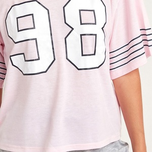 Vente en gros 100% maillot de football américain en polyester pour femmes Logo personnalisé col en V manches courtes numéro imprimé haut pour vêtements d'équipe - Product Image 6