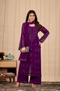 <b>Women</b> Traditional Purple Embroidered Ankle-Length <b>Kurta</b> Set With Dupatta <b>For</b> Wedding India Pakistan Style - Product Image 6