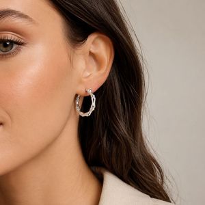 Pendientes de Aro de Bambú de Plata S925 con Acabado Hipoalergénico Chapado en Rodio para Mujer, Joyería Fina al por Mayor - Product Image 3