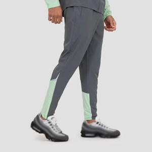 Ensemble de survêtement coupe-vent léger et sans couture à capuche pour la course, le cyclisme et la gym, avec veste et pantalon de survêtement à séchage rapide, design personnalisé, idéal pour l'hiver - Product Image 6