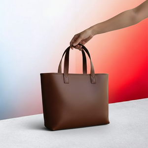 Sac à main en cuir de luxe de haute qualité pour femmes, grande capacité, sac fourre-tout décontracté et tendance avec bandoulière, en vente - Product Image 5