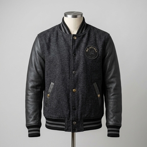 Veste de baseball pour homme en laine avec manches en cuir noir, patch brodé, boutons-pression, personnalisable OEM ODM - Product Image 1