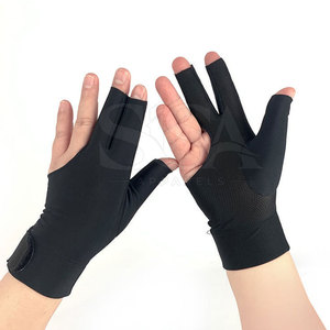 Professional Billiards Gloves Pool Glove Breathable Smooth Cue Glove Non Slip Lightweight Quick Drying Hook Loop Closure Custom - Product Image 5
