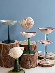 Verres à cocktail en coquillages faits à la main – Verres à vin en coquillages – Articles de bar côtiers uniques – Décoration de mariage sur la plage sur mesure - Product Image 1