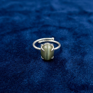 <b>Cat</b> Eye (Lahsuniya) Gemstone <b>Ring</b> Natural Oval Stone Trendy Unisex Wedding & Engagement Jewelry - Product Image 2