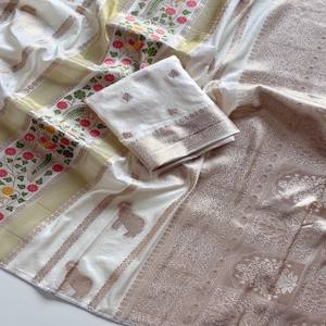 VASTRA COTTAGE Saree de Georgette de Viscosa de Tejido Chinya Puro con Jacquard Zari Dorado y Estampado Meenakari de Pavo Real y Elefante - Product Image 2