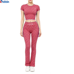 Conjunto de 2 Piezas Personalizado para Mujer, Verano, Top Corto de Manga Corta con Estampado de Lunares Negros y Pantalones Acampanados con Logotipo Personalizado, Casual, para Toda Temporada - Product Image 3