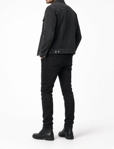 Veste en jean noire pour homme, décontractée, unie, à simple boutonnage, col rabattu, manches longues - Product Image 3