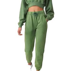 Conjunto Deportivo de Top Corto con Estampado de Puntos y Pantalones Jogger hasta la Rodilla para Mujer, Cómodo para Gimnasio, Fitness, Uso Diario Informal, 100% Algodón Terry - Product Image 3