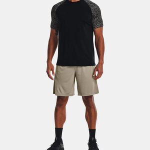 Pantalones Cortos Casuales Personalizados para Hombre, Estilo Urbano, 100% Poliéster, Malla Deportiva, Rojo y Negro, Cintura Alta Elástica, Cinta de Punto Sólida, Secado Rápido - Product Image 1