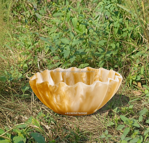 Bol à fruits en résine artisanal à bords ondulés – Finition élégante en marbre rose et blanc – Décoration de bureau et centre de table de luxe - Product Image 2