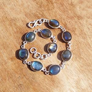 Pulsera de Piedra Natural de Latón Estilo Boho para Hombre y Mujer, para Meditación, Sanación y Regalo, Disponible para Exportación - Product Image 4